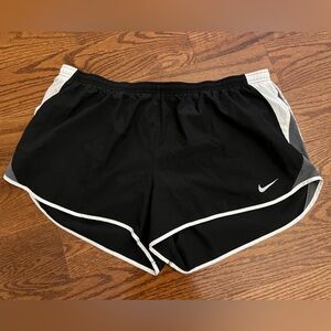 Black Nike running shorts - lined - size 2X - great condition
